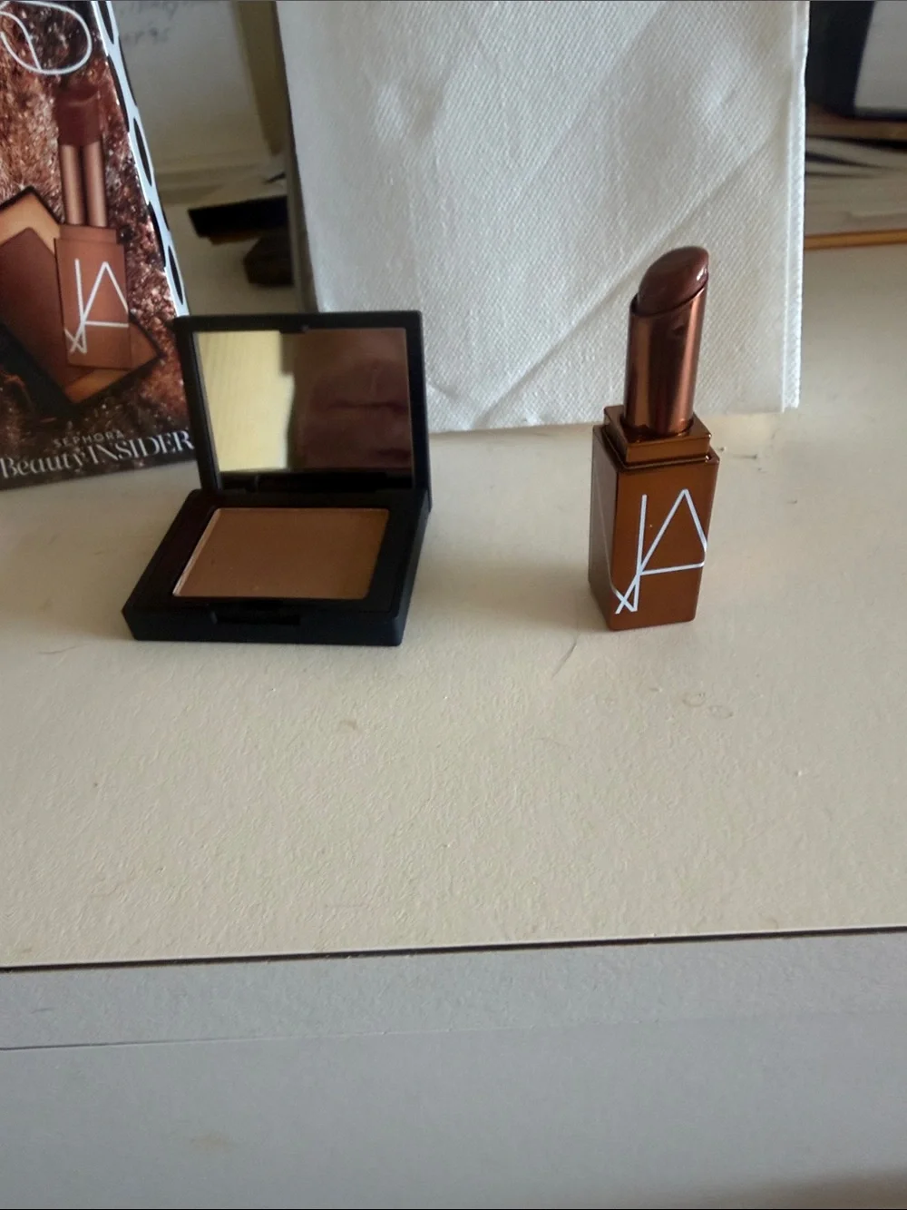 NARS Laguna Bronzer Promotional Box - Brown and Gold